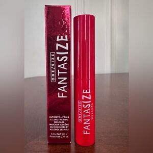 ONE/SIZE Fantasize Mascara - black
